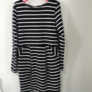 Girls H&M striped long sleeves dress. Size 6-8